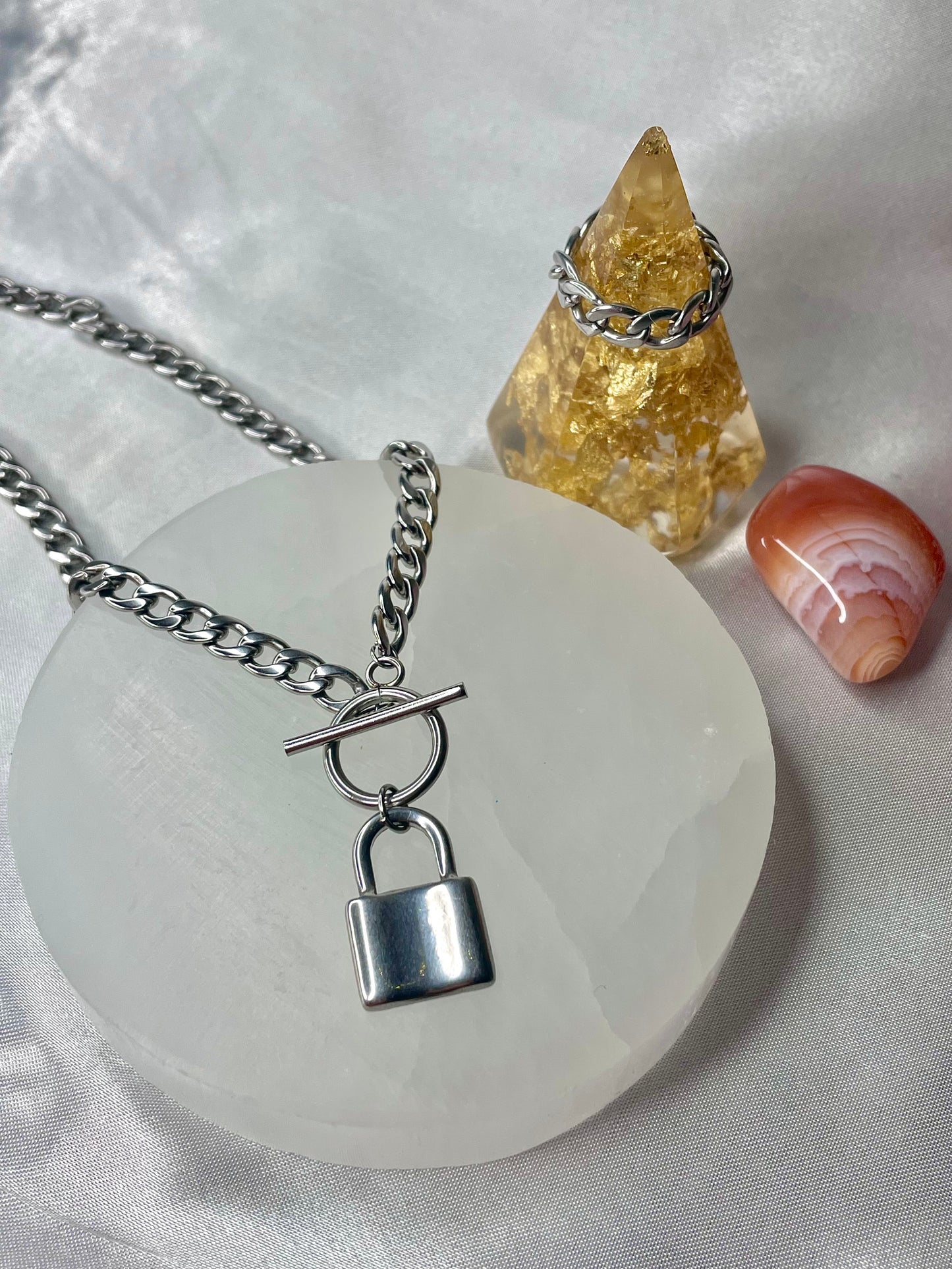 chain link locket necklace