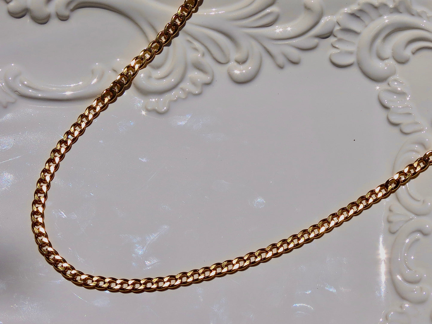 gold chain link necklace